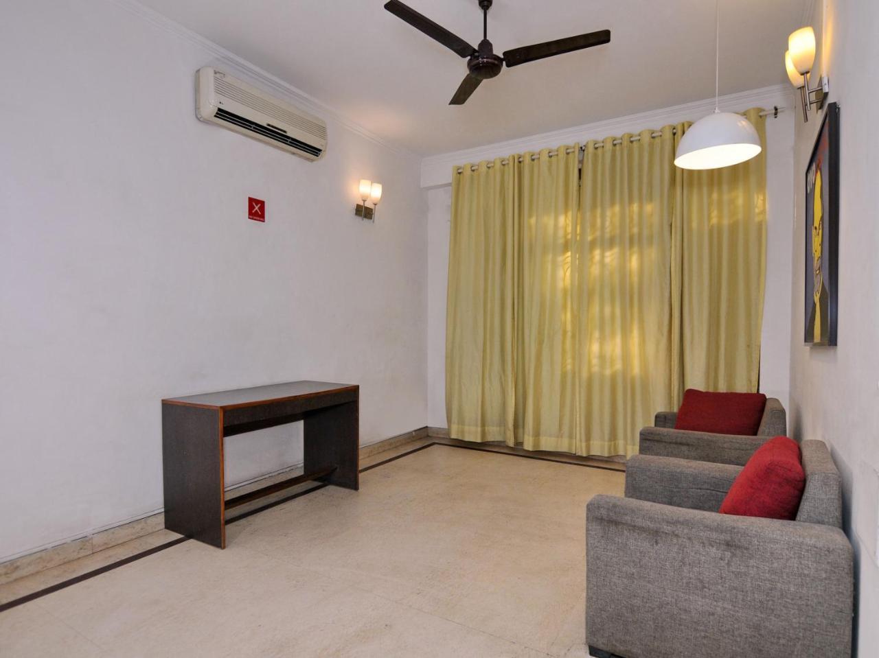 Oyo Flagship 592 Hauz Khas Village 뉴델리 외부 사진