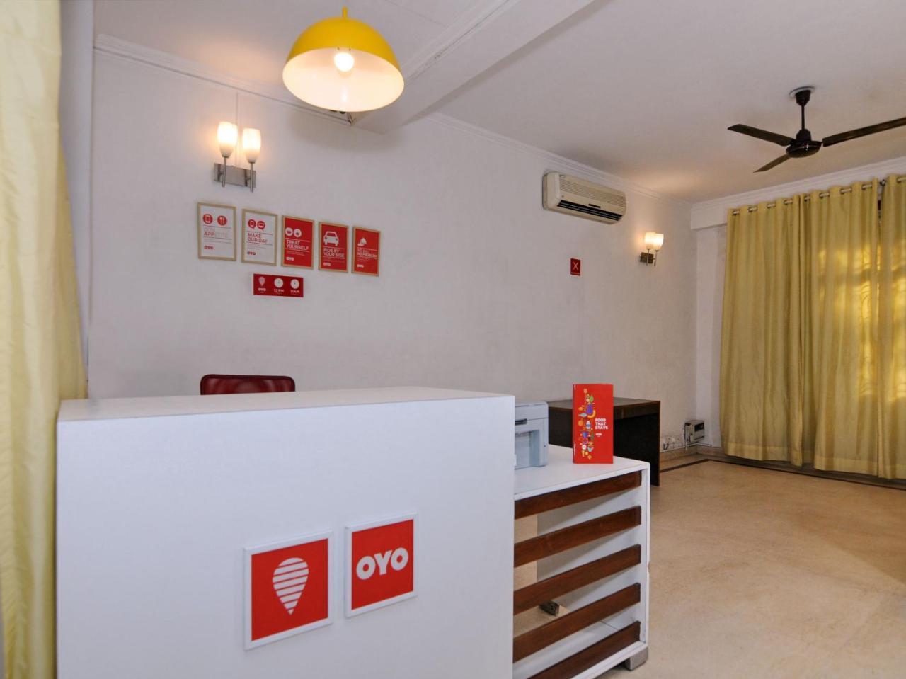 Oyo Flagship 592 Hauz Khas Village 뉴델리 외부 사진