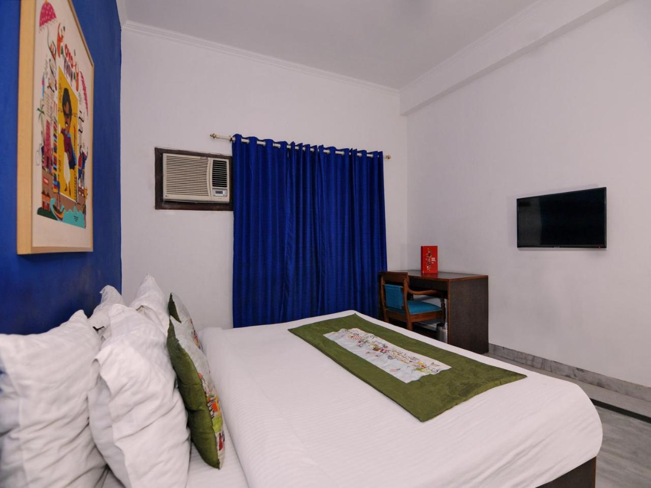Oyo Flagship 592 Hauz Khas Village 뉴델리 외부 사진
