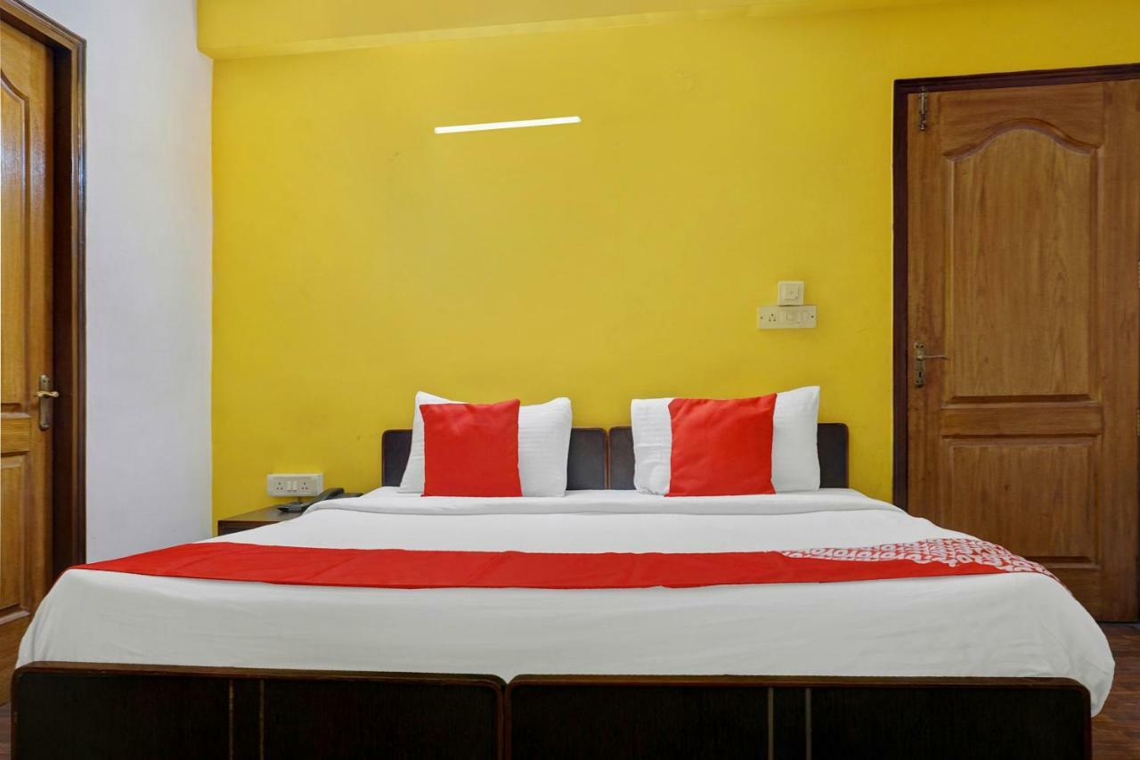Oyo Flagship 592 Hauz Khas Village 뉴델리 외부 사진
